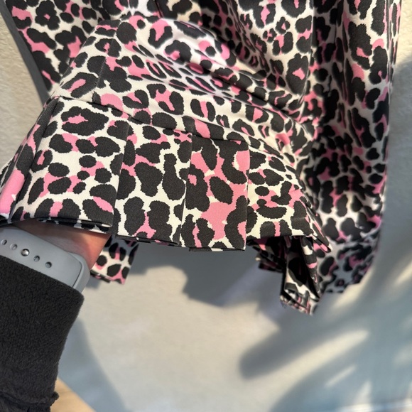 Tzu Tzu golf dress leopard/cheetah - Picture 8 of 8